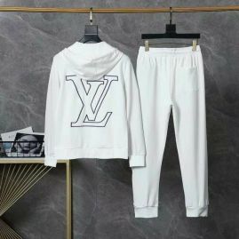 Picture of LV SweatSuits _SKULVM-3XL8qn7329239